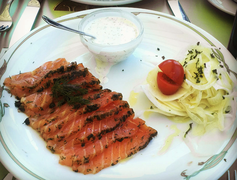 ../Images/CHEN,YA-CHEN-Monte Carlo-Brasserie du Cafe de Paris Monte-Carlo (5).jpg